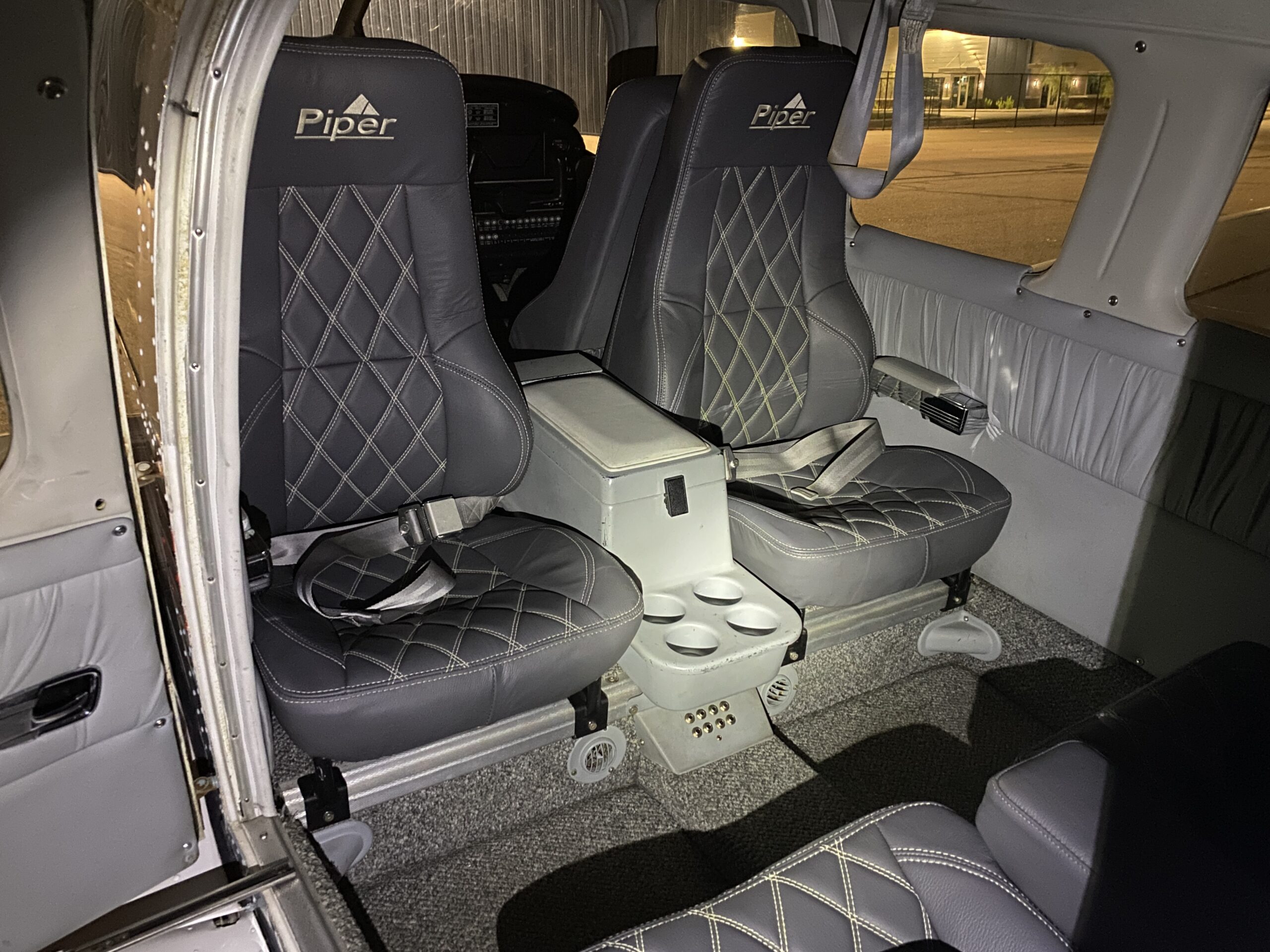 Piper Saratoga - New Seats - Nov 2022